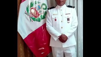 Maduro peruano gay policia HENRY CASTRO LÓPEZ