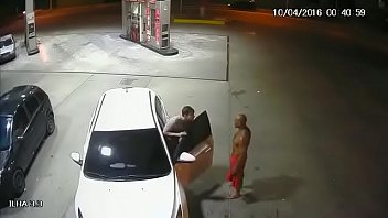 Police Officer Sucking Homeless At Gas Station Caught By Cam