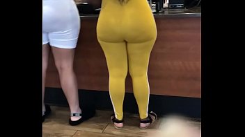 Big yellow booty